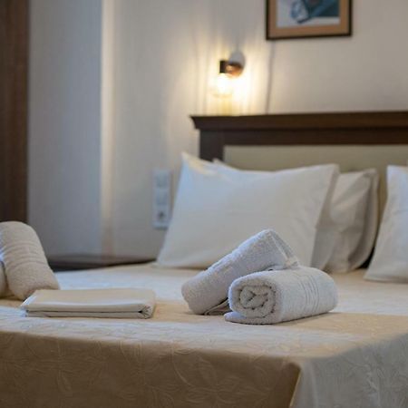 Hotel Stefani Sarti Esterno foto