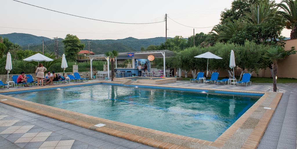 Hotel Stefani Sarti Esterno foto