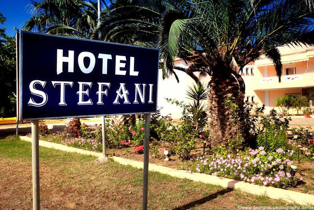 Hotel Stefani Sarti Esterno foto