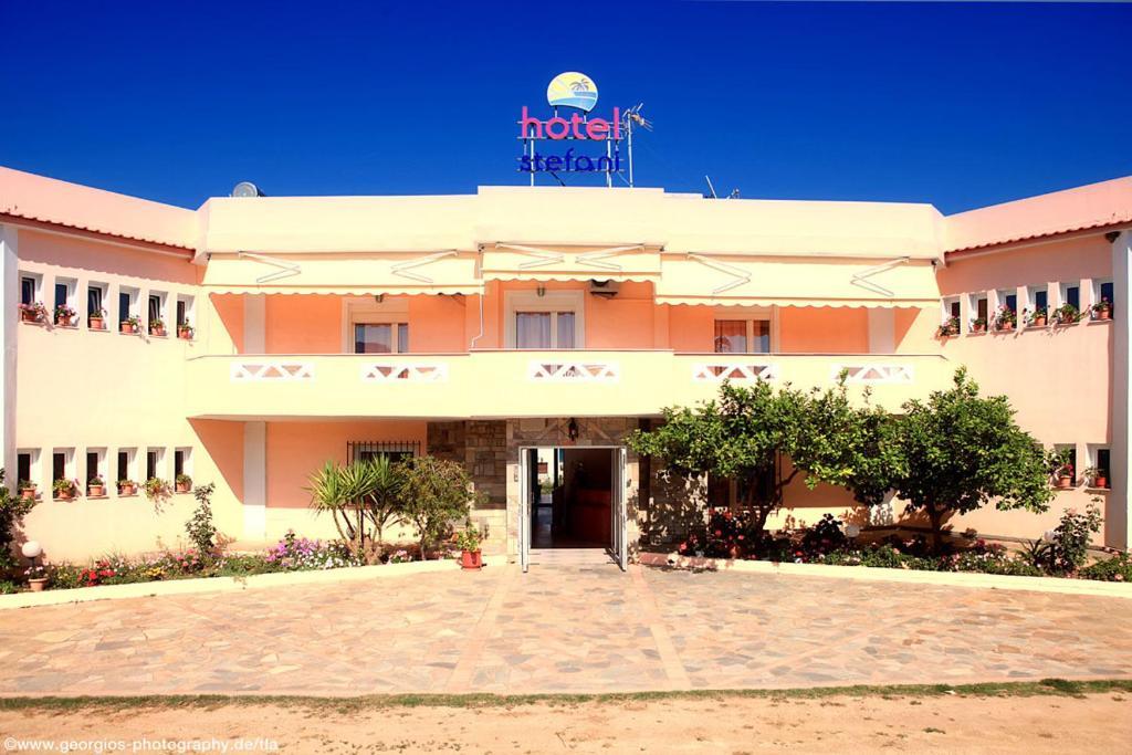 Hotel Stefani Sarti Esterno foto