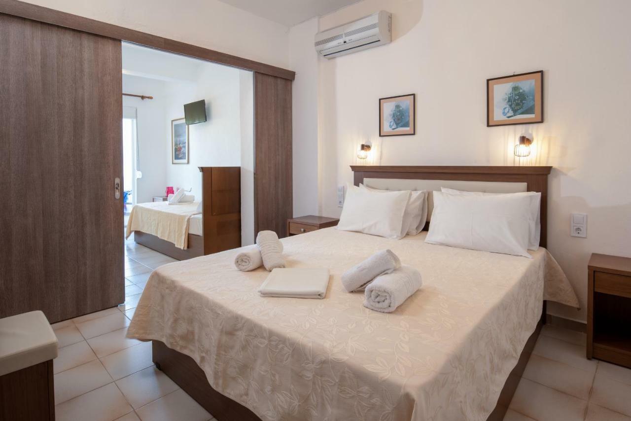 Hotel Stefani Sarti Esterno foto