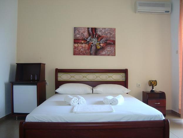 Hotel Stefani Sarti Camera foto